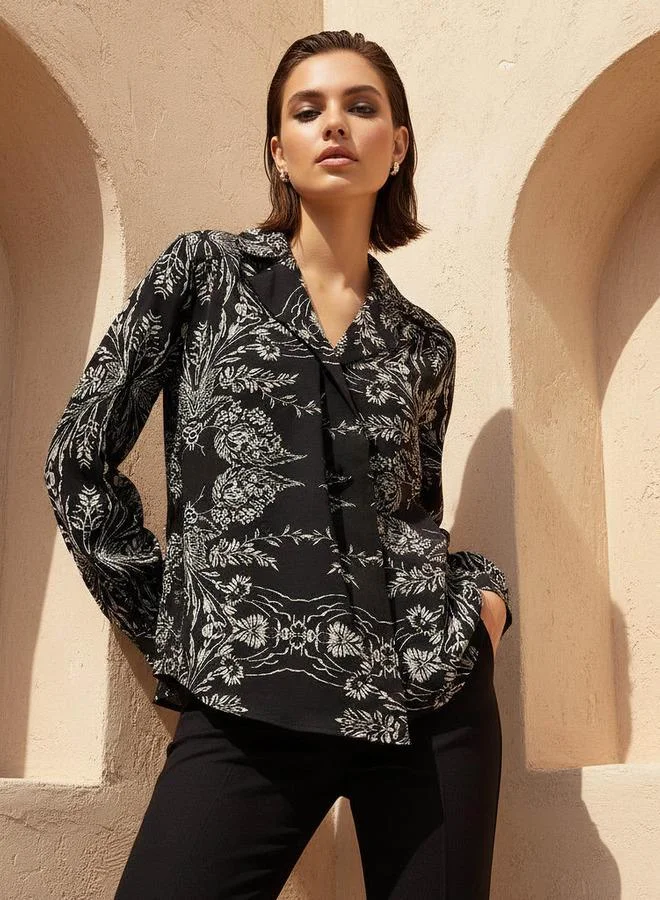 سبلاش فيڤ Shirt with Floral Print